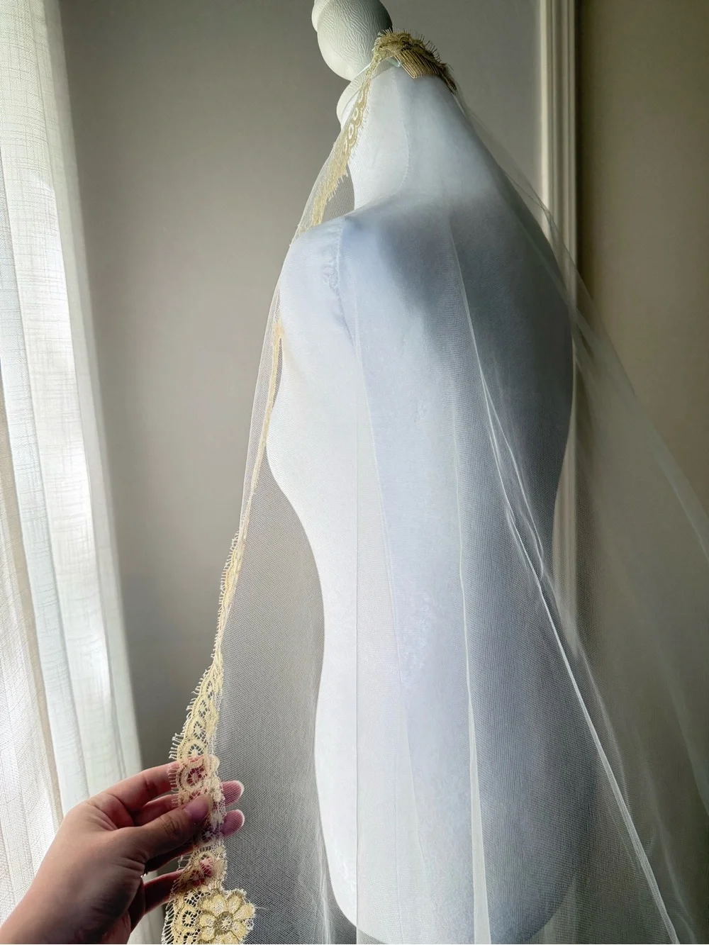 Ariel Taub Delphine Metallic Gold Chantilly Lace Mantilla Veil Chapel Length 90”